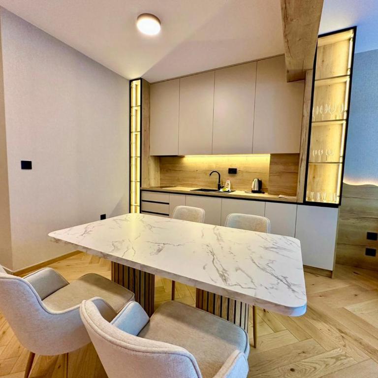Kristal LUX Apartmani - Two-Bedroom Apartment - 40