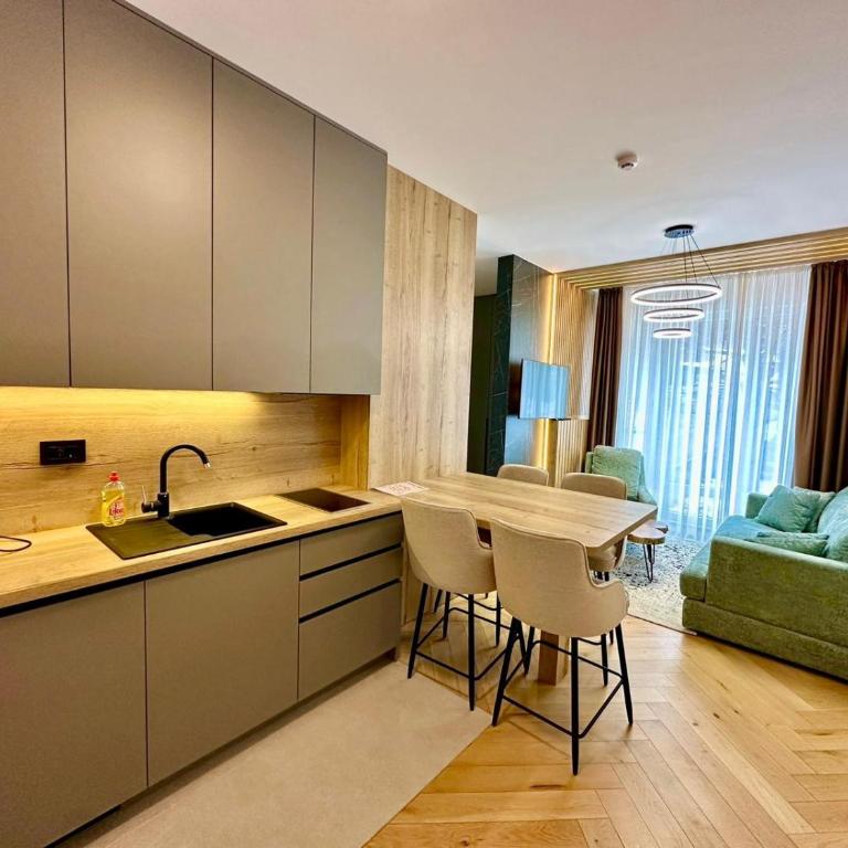 Kristal LUX Apartmani - Two-Bedroom Apartment - 4