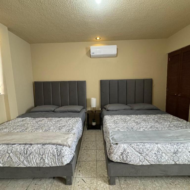 Clásica y Centrica Residencia - Seven-Bedroom House - 15