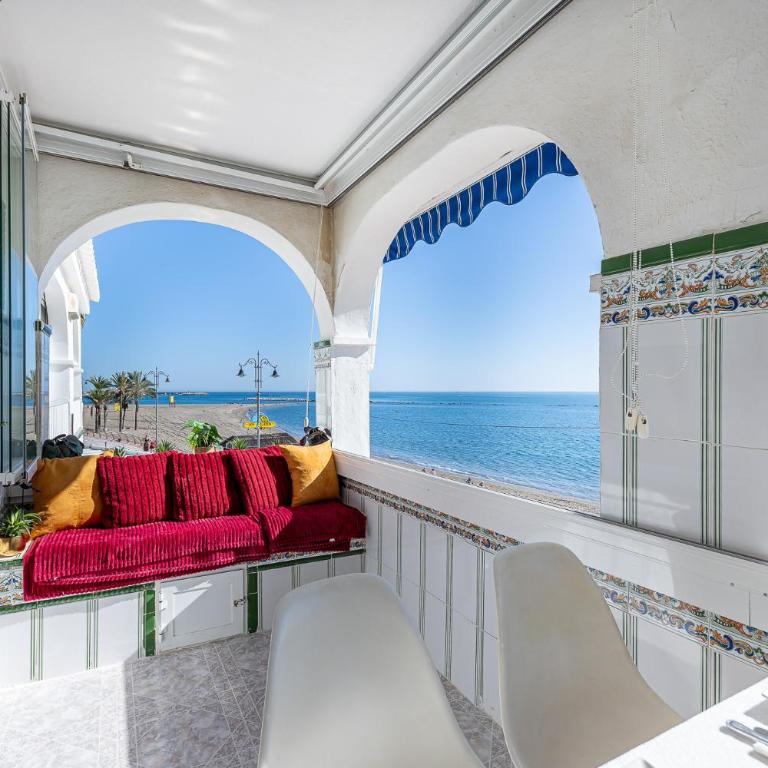 797 HOLIDAY RENTALS - Acogedor piso para 5 frente al mar - Apartment with Sea View - 3