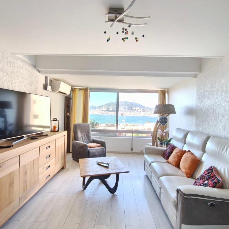Bright apartment 3 minutes from the beach - Appartement - 1