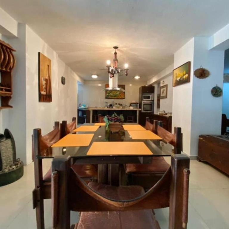 Caracas La Boyera beautiful and large apto - Two-Bedroom Apartment - 14