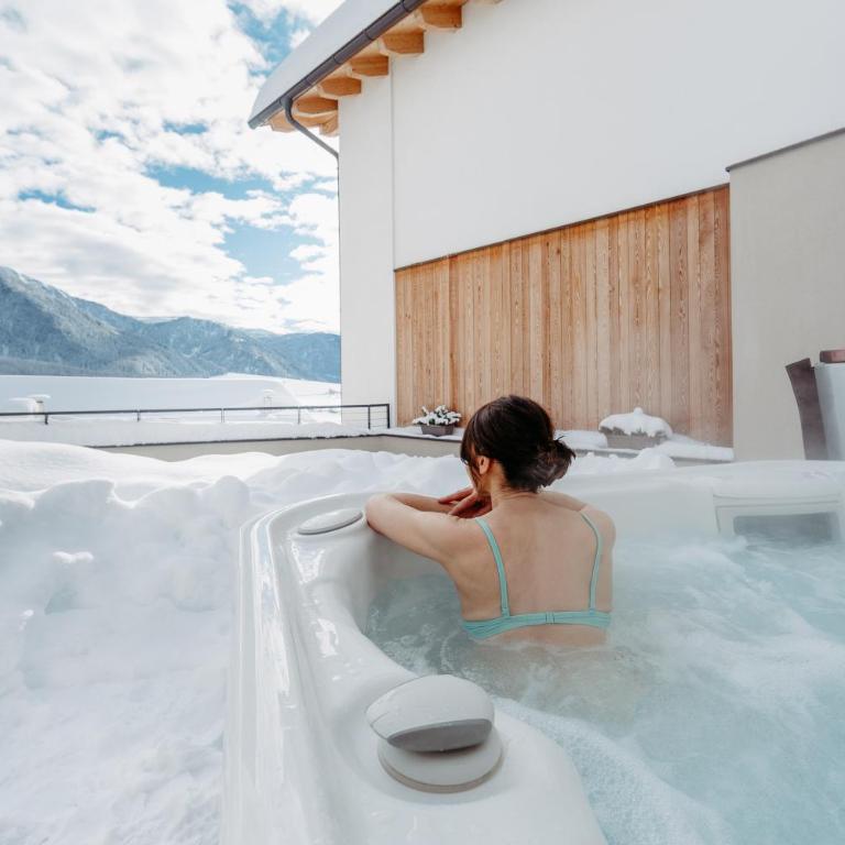 Silent Luxury Chalet LAIET - Two-Bedroom Chalet - 12