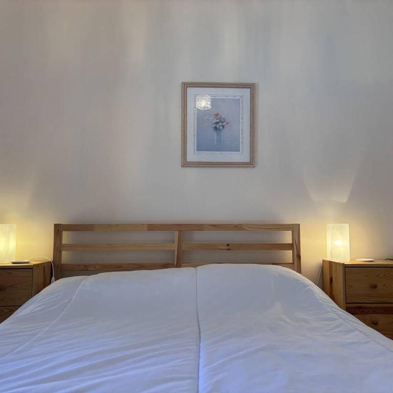 Maison spacieuse et fonctionnelle - 5 chambres, terrasse, parking privé - FR-1-548-27 - Vacation Home - 6