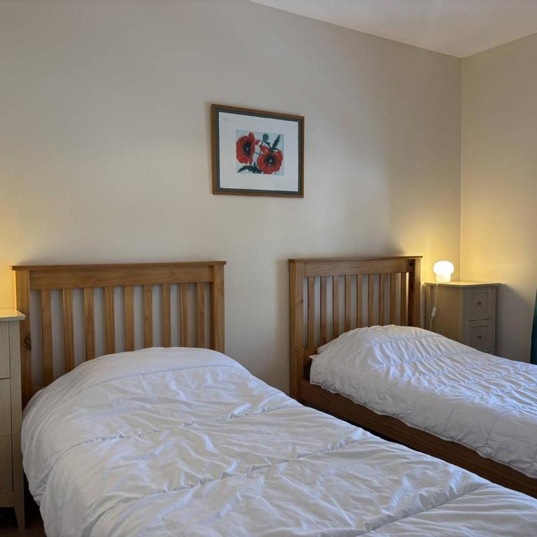 Maison spacieuse et fonctionnelle - 5 chambres, terrasse, parking privé - FR-1-548-27 - Vacation Home - 9