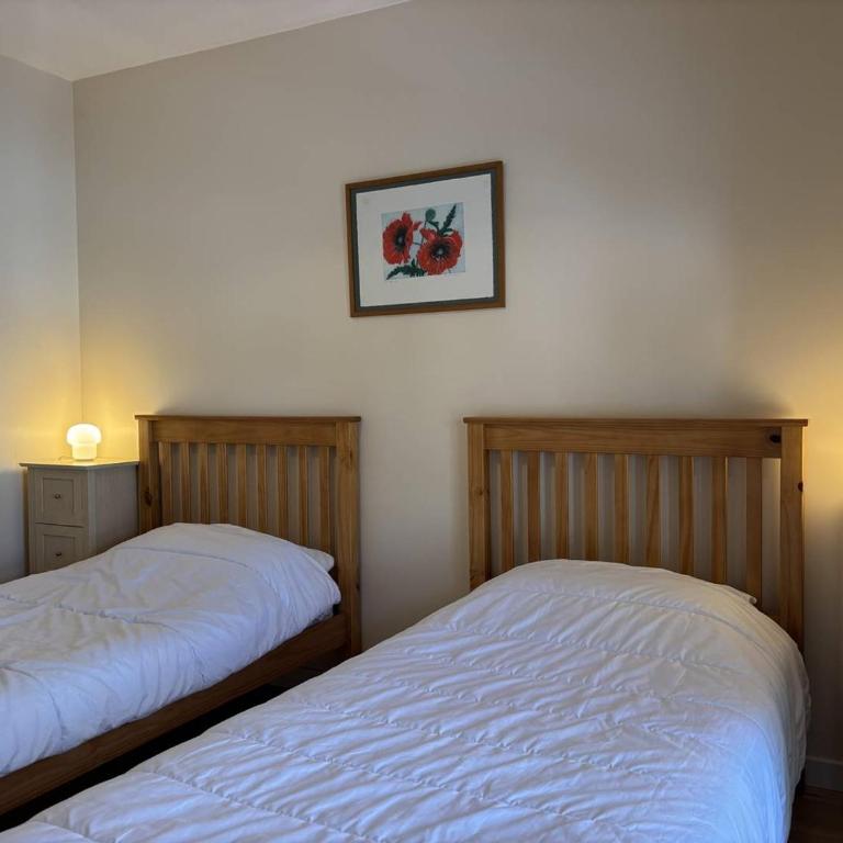Maison spacieuse et fonctionnelle - 5 chambres, terrasse, parking privé - FR-1-548-27 - Vacation Home - 11
