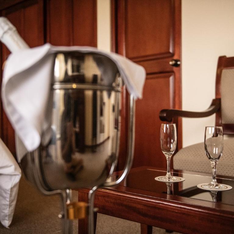 El Cabildo Hotel - Deluxe Suite - 8