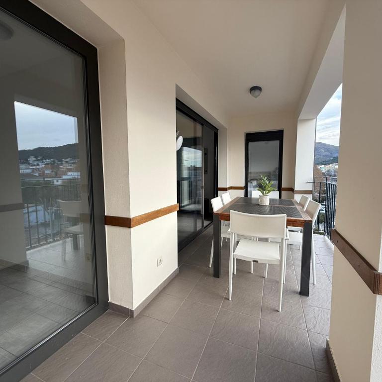 Agi Riera Ginjolers - Apartamento de 3 dormitorios (6 adultos) - 24