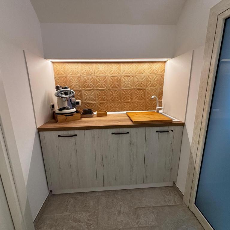 Top Luxury Inn - Superior King Room - 6