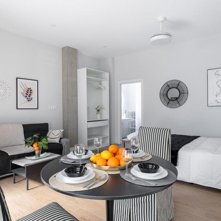 Estudio Retiro de Triana - One-Bedroom Apartment - 9