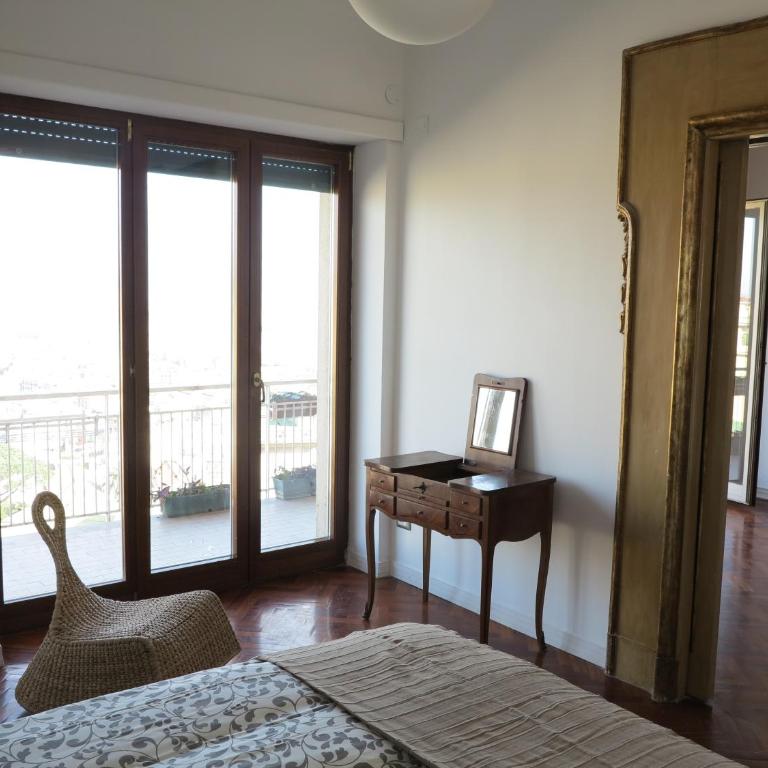 Pretty panoramic apartment - half way Center-Vomero district - Appartamento - 4