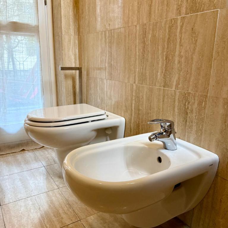Brera Secret Nest - Appartamento Deluxe con 2 Camere da Letto e Balcone - 12