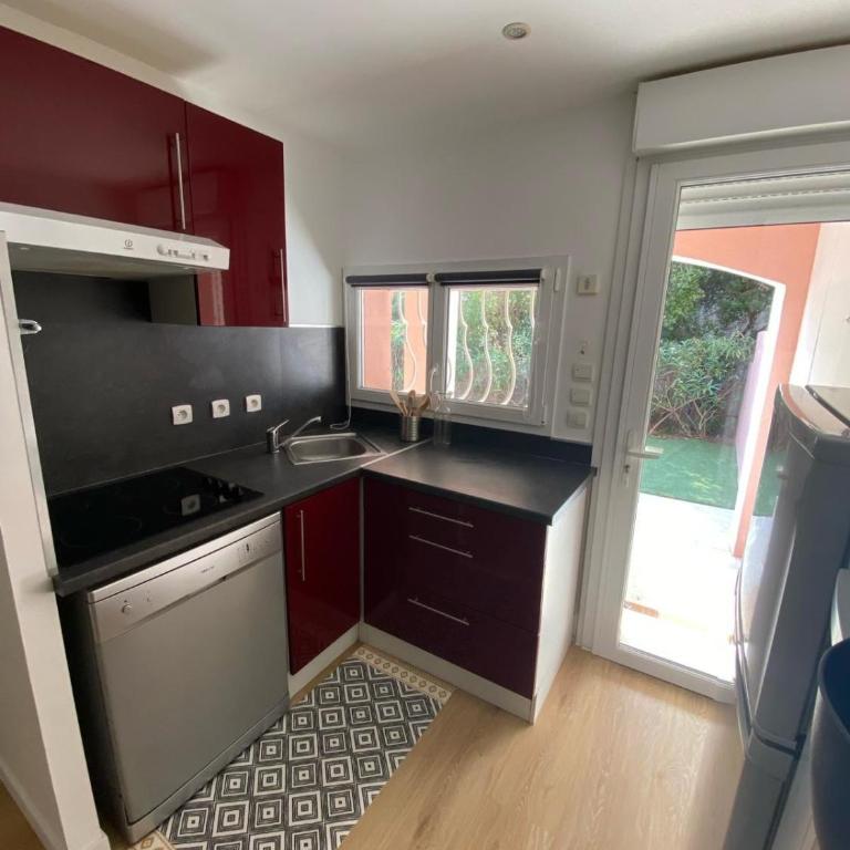 Super appartement 80m de la plage de plain pied avec 50m2 extérieur - One-Bedroom Apartment - 15