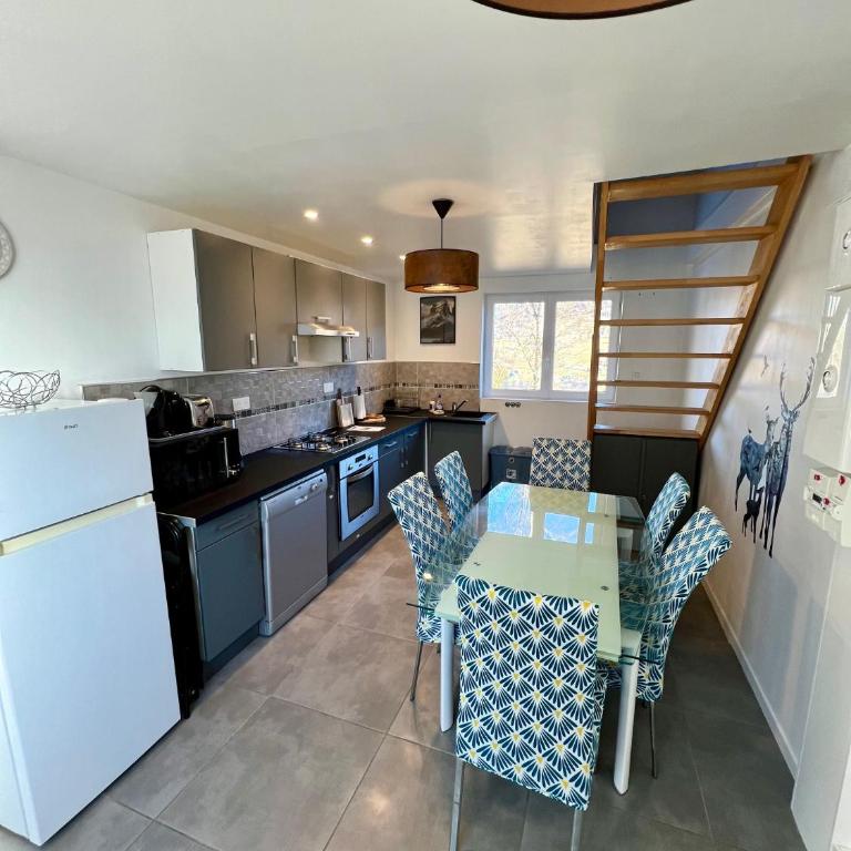 Grand apt La Bresse 6 a 8 pers centre et pistes proches - Two-Bedroom House - 4