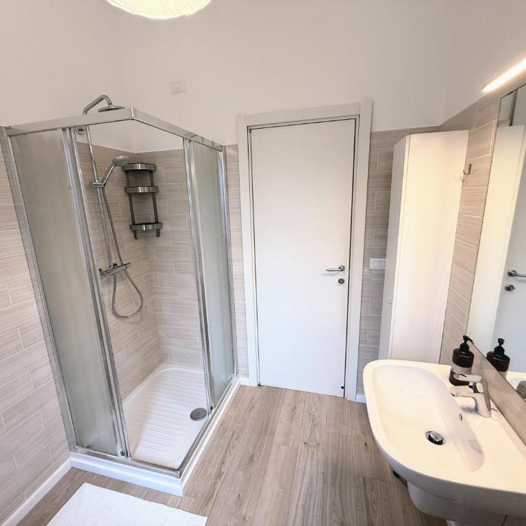 Casa Ploy - Bright and modern, between the beach and the city center - Two-Bedroom Apartment - 20