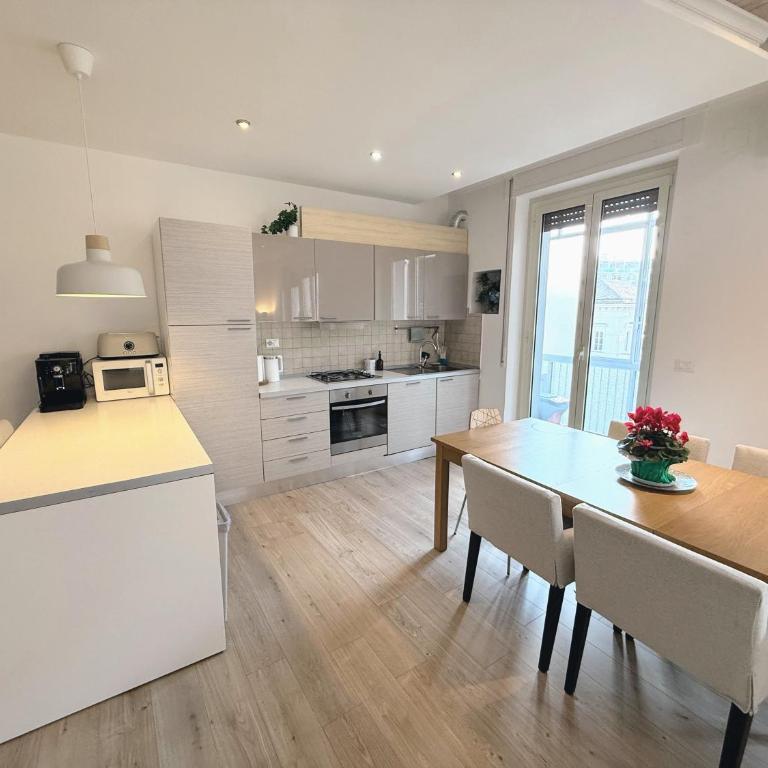 Casa Ploy - Bright and modern, between the beach and the city center - Two-Bedroom Apartment - 7