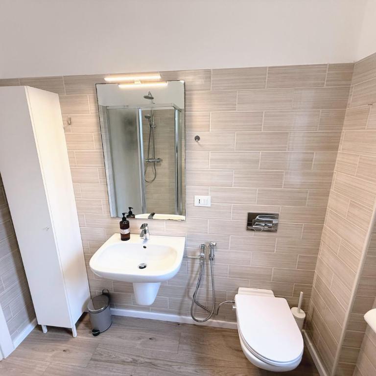 Casa Ploy - Bright and modern, between the beach and the city center - Two-Bedroom Apartment - 21