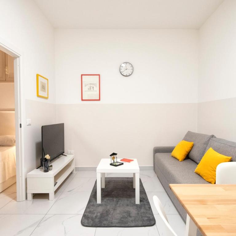 Genova Loft, City Centre Shopping District - One-Bedroom Apartment - 1