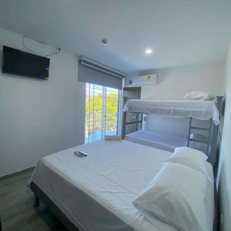 Hotel Alec - Habitación cuádruple - 1