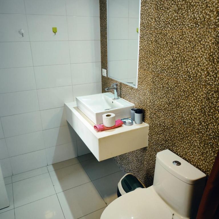 Depa Bonito en Condominio ! - Three-Bedroom Apartment - 10