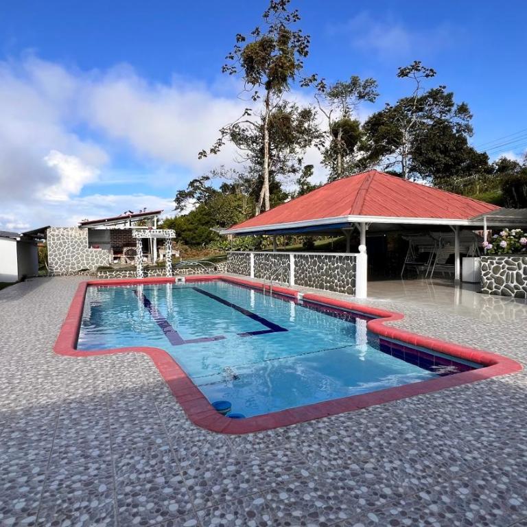 Finca el paraíso - parcelacion El Lago - Three-Bedroom House - 4