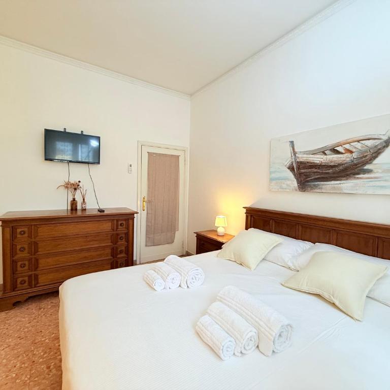 Florence San Jacopino Suite - Camera Matrimoniale Standard - 13