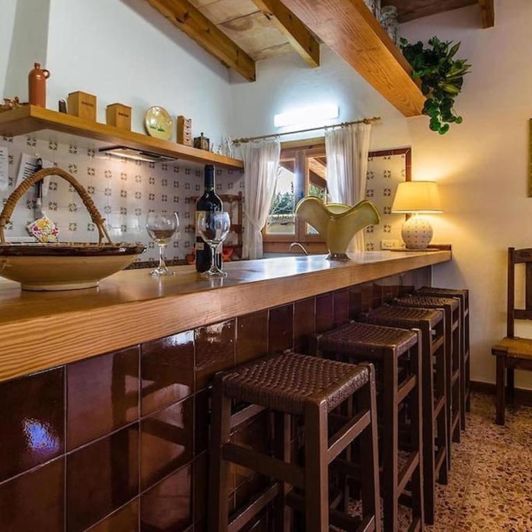 Two-bedroom house with country views by Renthousing - Villa con piscina privada - 35