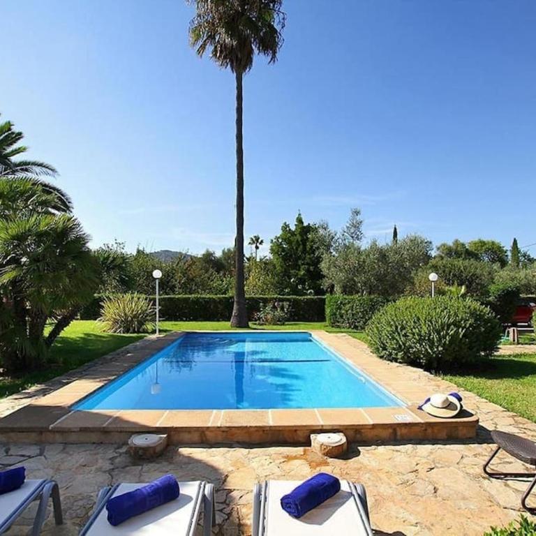 Two-bedroom house with country views by Renthousing - Villa con piscina privada - 8