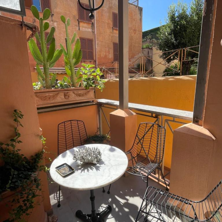 Monti Art Loft - Appartamento con 2 Camere da Letto - 12