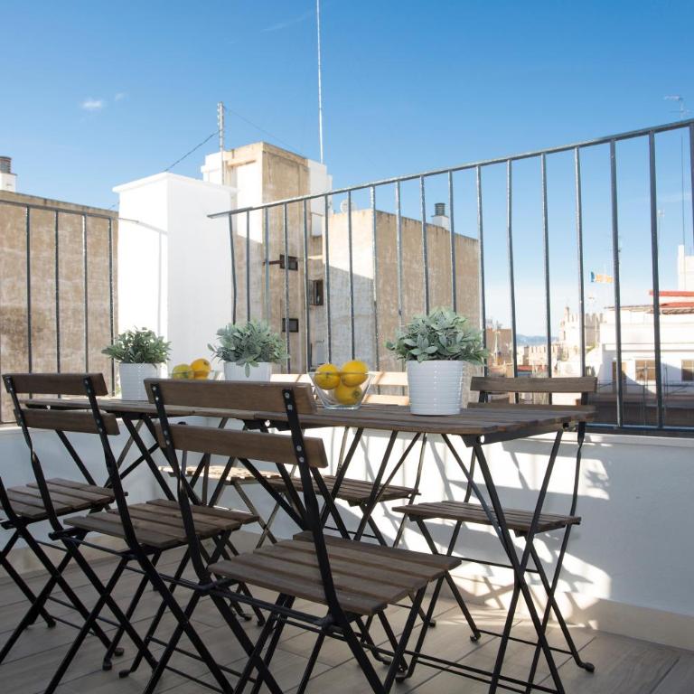 SingularStays Mercado Central - Three-Bedroom Apartment - Penthouse - 29