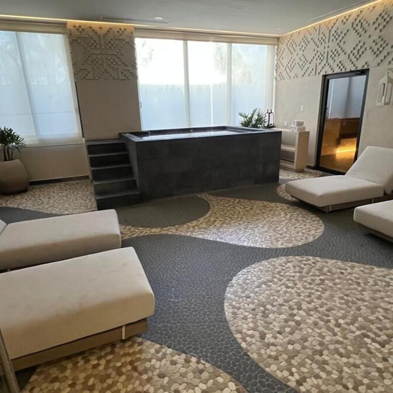 Exclusive and luxurious condo - Apartamento de 3 dormitorios - 28