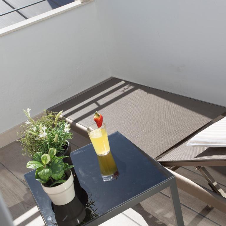 SingularStays Mercado Central - Three-Bedroom Apartment - Penthouse - 33