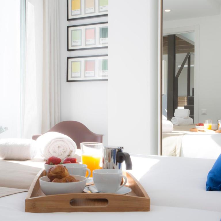 SingularStays Mercado Central - Two-Bedroom Apartment - Penthouse - 14