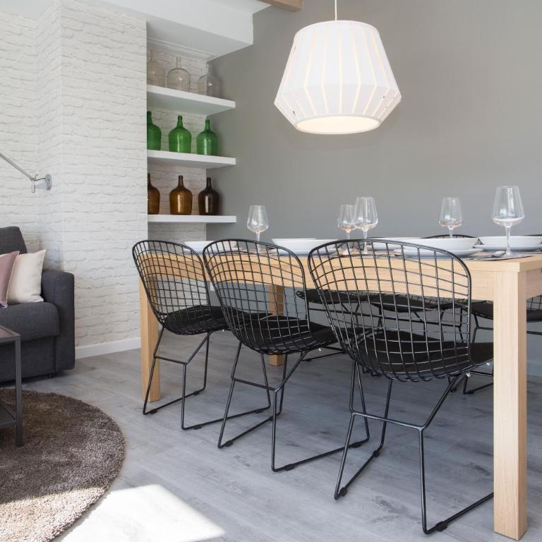SingularStays Mercado Central - Two-Bedroom Apartment - Penthouse - 17