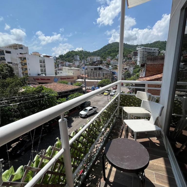 La Puerta Blanca #7 - Studio Apartment with Balcony - 7
