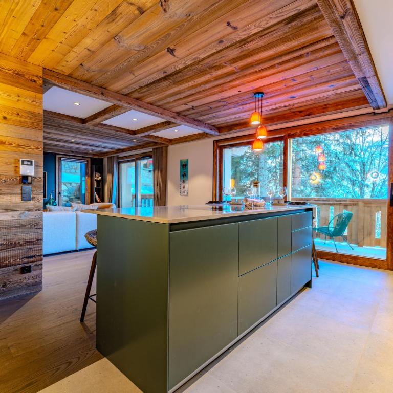 Luxueux Appartement Chalet à Méribel avec Jacuzzi - FR-1-613-134 - Appartement - 3