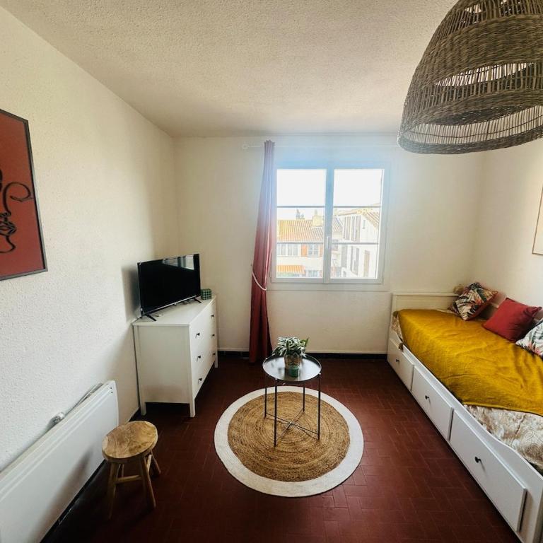 Studio en plein cœur du village - One-Bedroom Apartment - 1