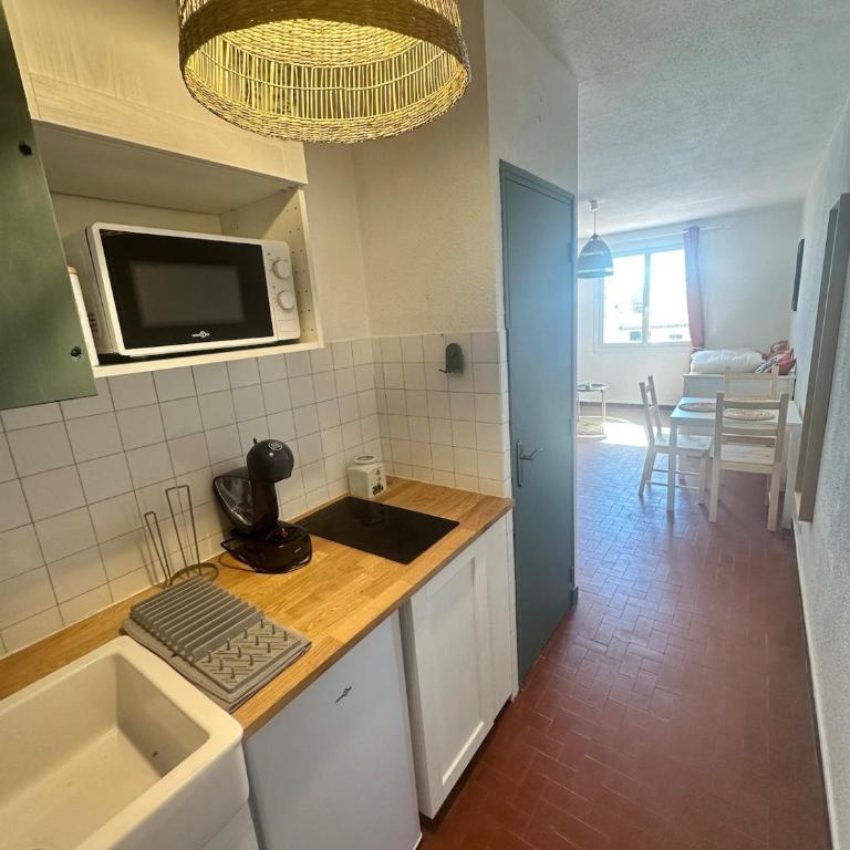 Studio en plein cœur du village - One-Bedroom Apartment - 2