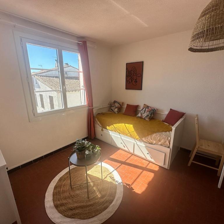Studio en plein cœur du village - One-Bedroom Apartment - 9