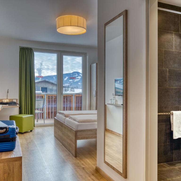 COOEE alpin Hotel Kitzbüheler Alpen - Doppelzimmer - barrierefrei - 5