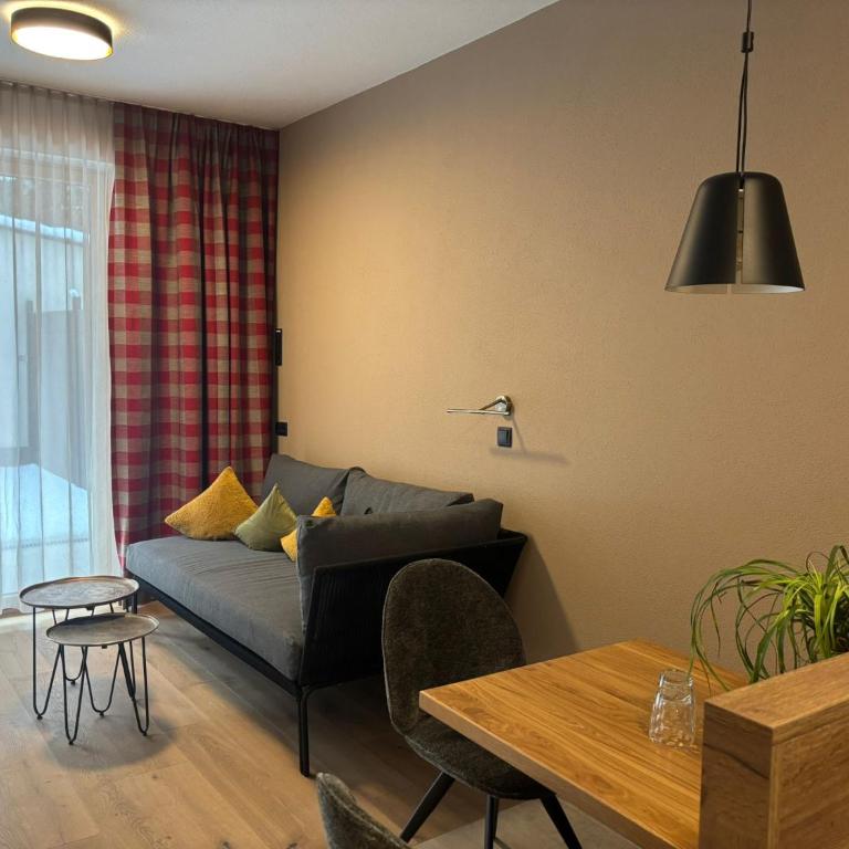 Urbanhof - Doppelzimmer mit Schlafsofa - 19