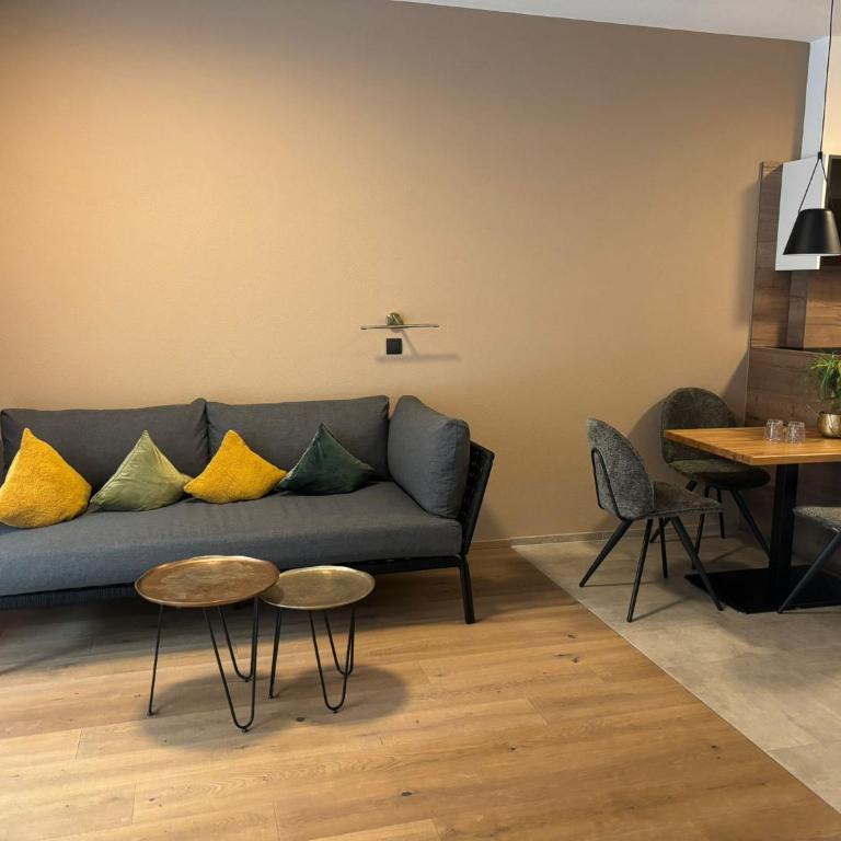 Urbanhof - Doppelzimmer mit Schlafsofa - 21