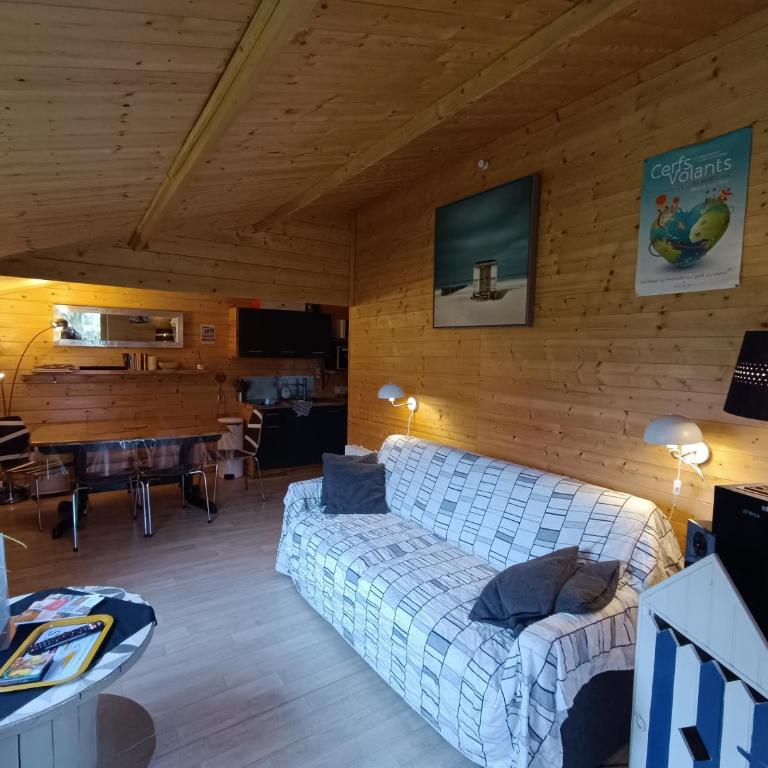 Gîte Les Chalets du Fliers à Verton Meublés de tourisme classés 2 étoiles - Casa - 3