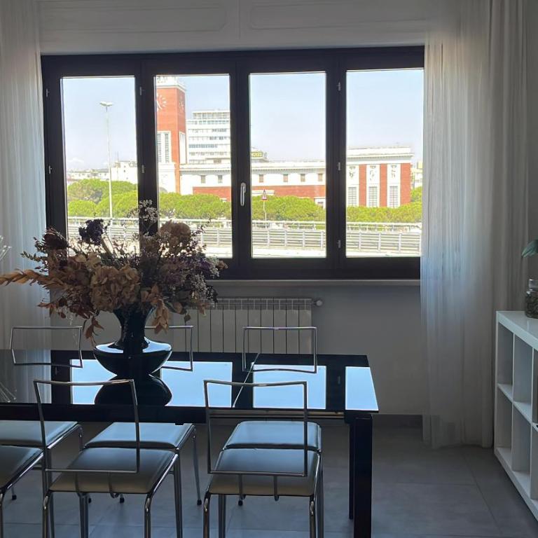Sun-kissed seaside retreat: your Pescara getaway - Camera King con Balcone - 1