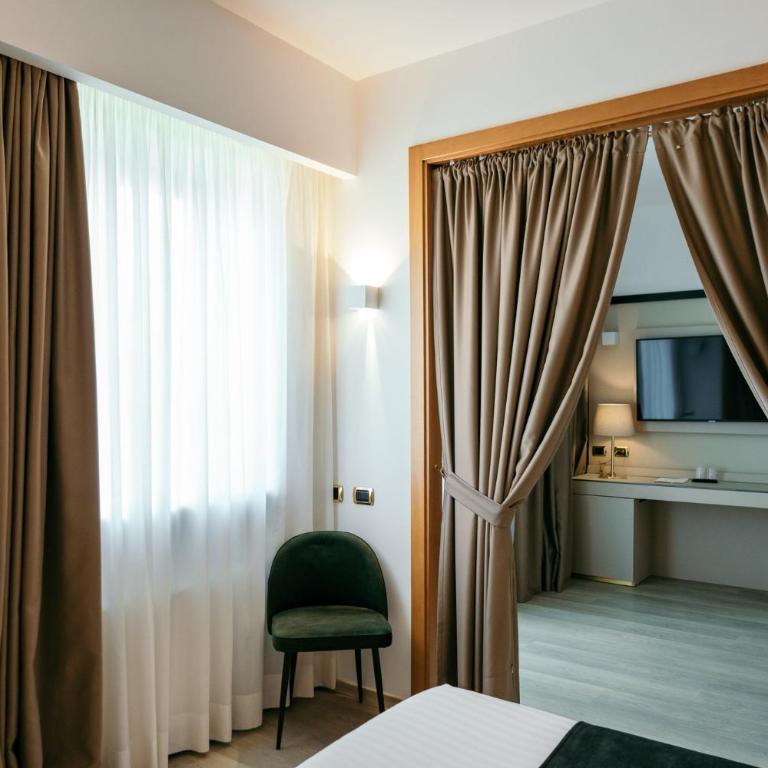 Grand Hotel la Chiusa di Chietri - Junior Suite - 1