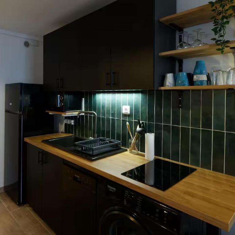 Manon, 2 ch, parking, Tram Croix d'argent au pied, Sleep-in-Montpellier - Apartment mit 2 Schlafzimmern - 5