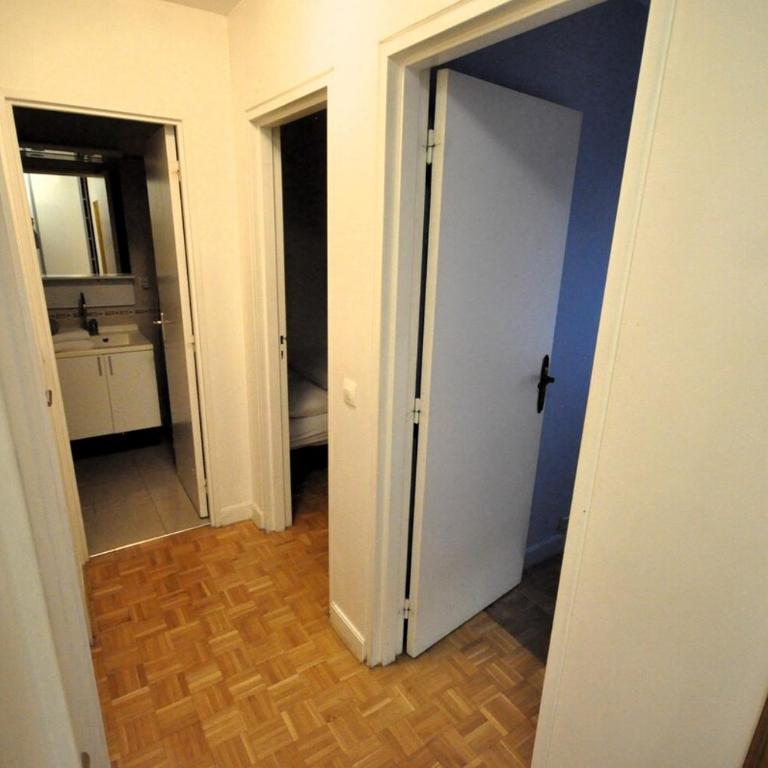 Spacious, Bright Apartment with Private Parking - Appartement 3 Chambres - 20