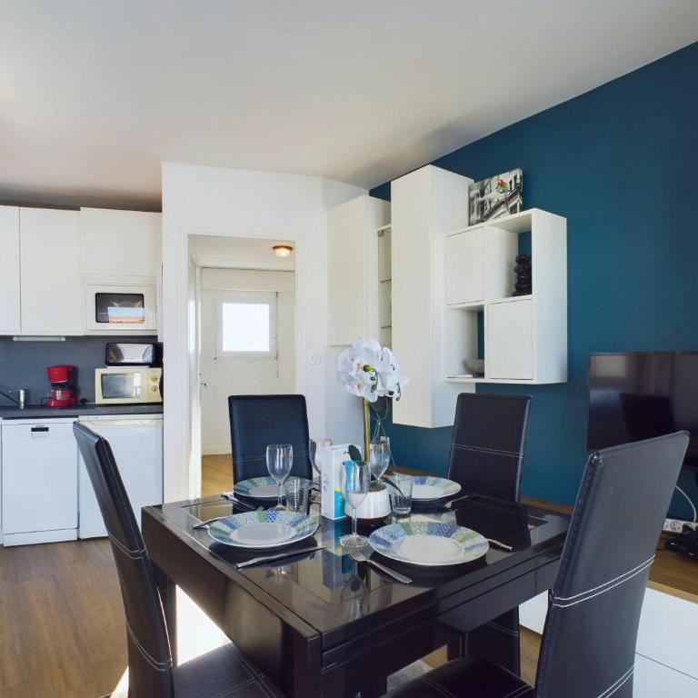 Appartement pour 4 avec balcon et terrasse - Apartment - 5