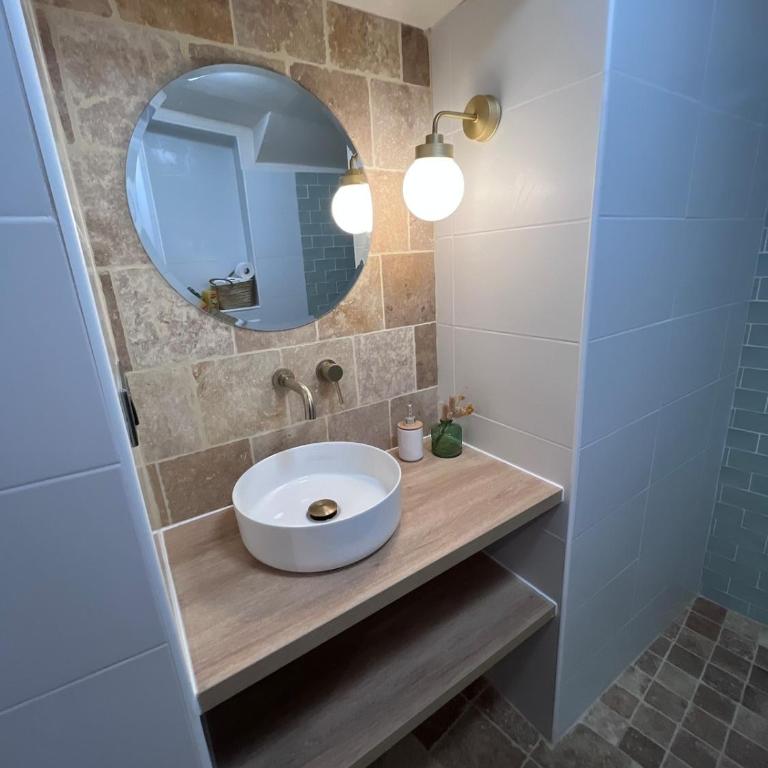 2 rooms very well located in L'Isle-sur-la-Sorgue - Appartement 1 Chambre - 1