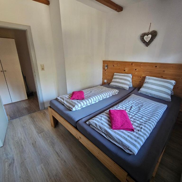Karawanken Lodge - Apartment mit Balkon - 10